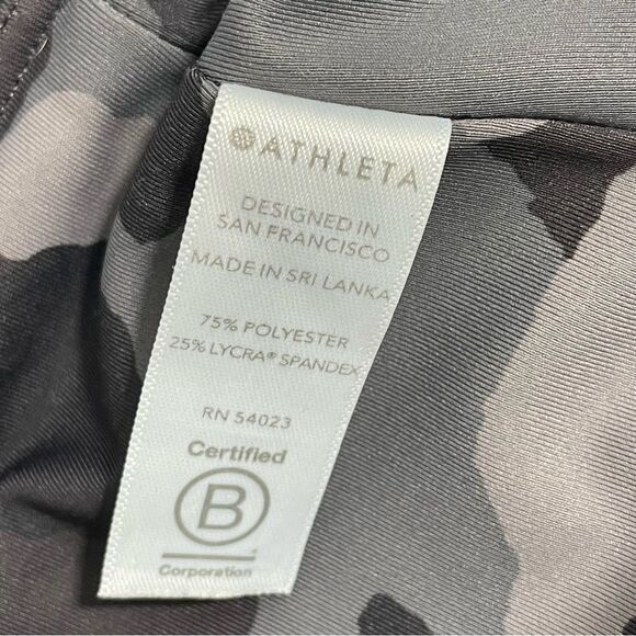Athleta Camo Lightning 7/8 Tight Leggings Size XSP - Picture 6 of 7